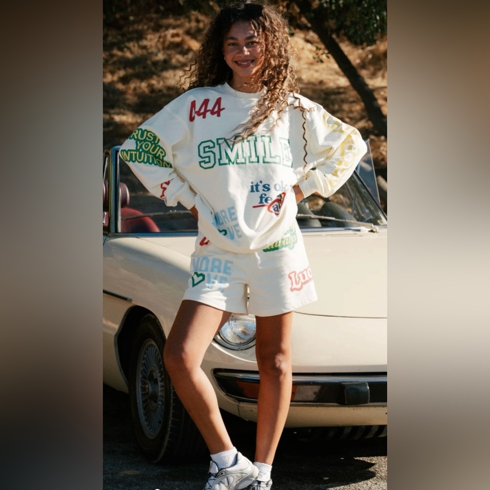 The Mayfair Group Affirmations Crewneck NEW L/XL